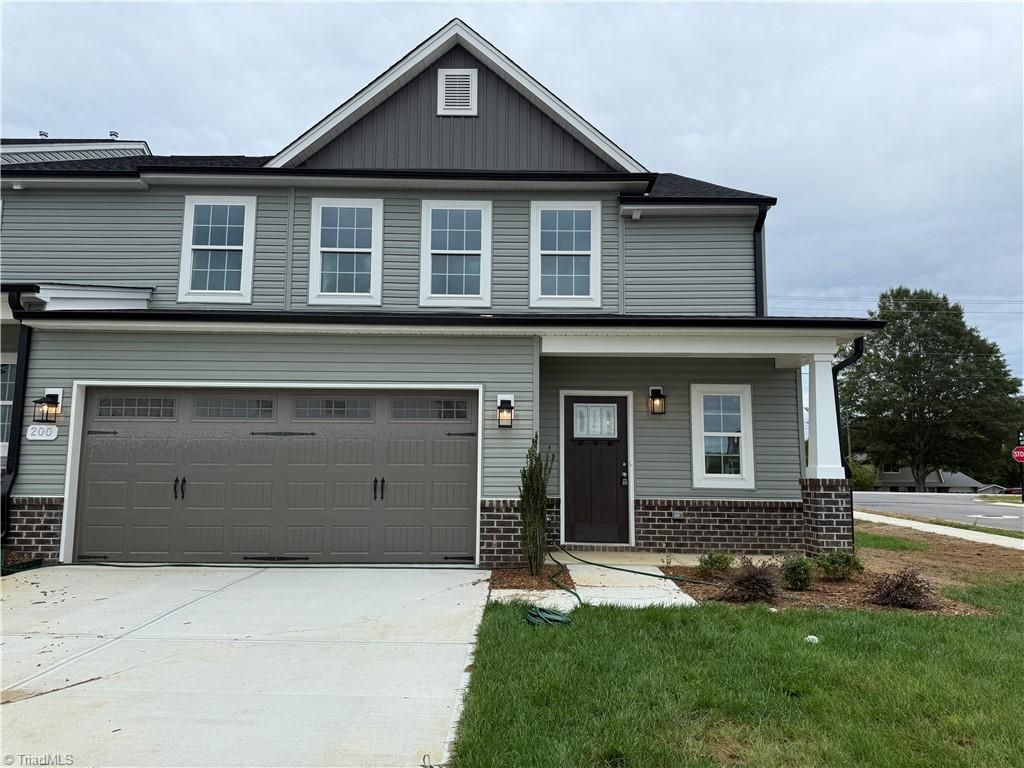 200 Oakdale Forest Court Lot 1, Jamestown, NC 27282