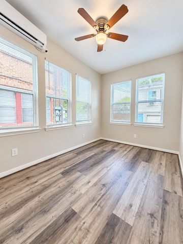 4313 Harrisburg Boulevard 4, Houston, TX 77003