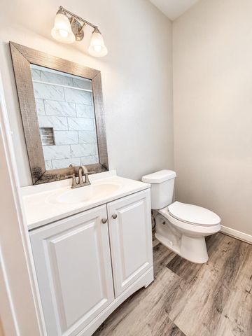 4313 Harrisburg Boulevard 4, Houston, TX 77003