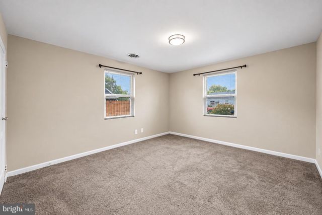 318 ELWOOD PL, New Castle, DE 19720