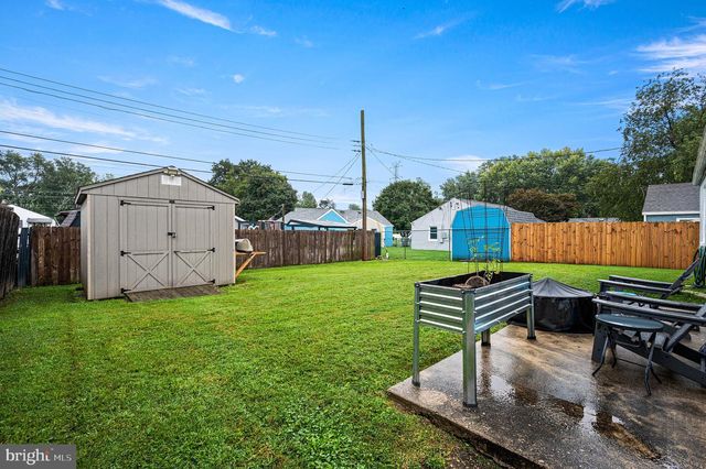 318 ELWOOD PL, New Castle, DE 19720