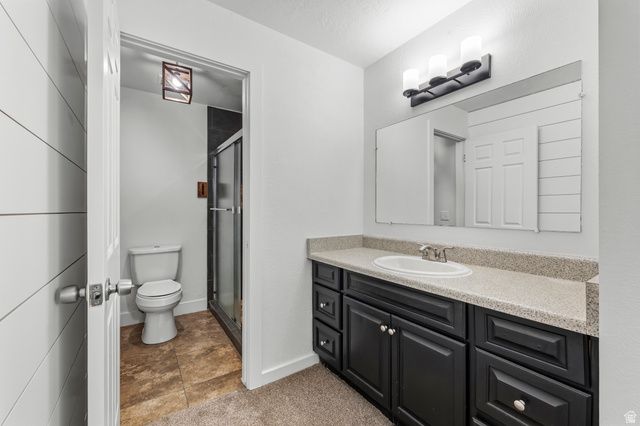 2049 W HEWS PL, Taylorsville, UT 84118