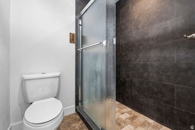 2049 W HEWS PL, Taylorsville, UT 84118