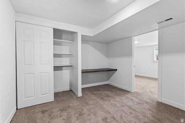 2049 W HEWS PL, Taylorsville, UT 84118