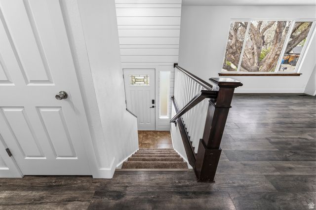 2049 W HEWS PL, Taylorsville, UT 84118