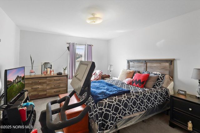 4415 Angola Road, Toledo, OH 43615