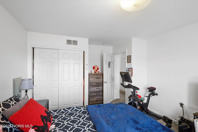 4415 Angola Road, Toledo, OH 43615