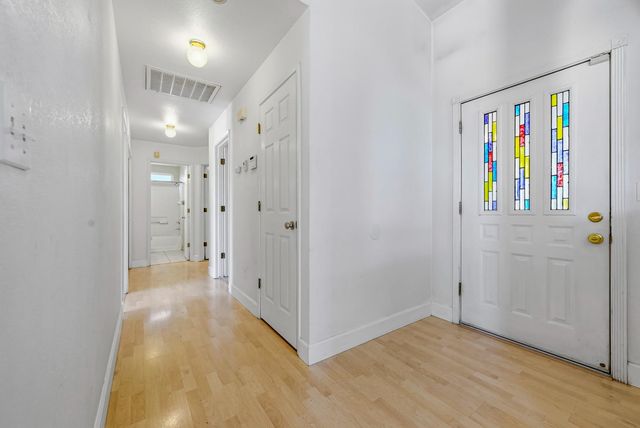612 Los Altos Dr, Atwater, CA 95301