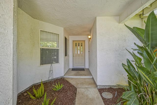 612 Los Altos Dr, Atwater, CA 95301