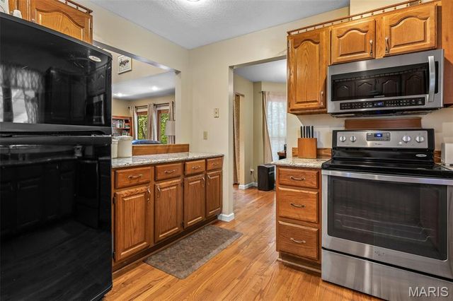 1656 Possum Hollow Road, Farmington, MO 63640