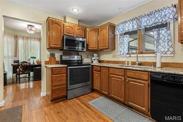 1656 Possum Hollow Road, Farmington, MO 63640