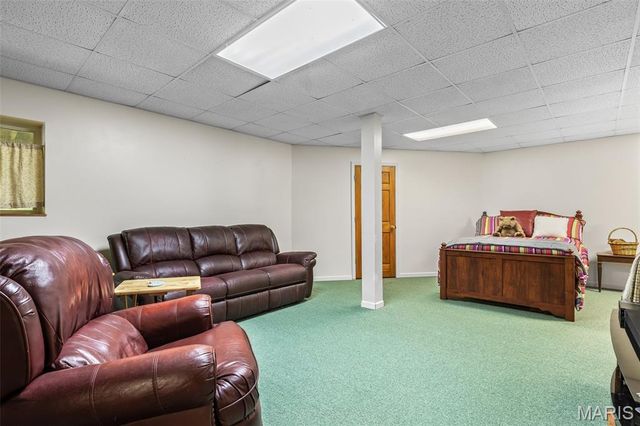1656 Possum Hollow Road, Farmington, MO 63640