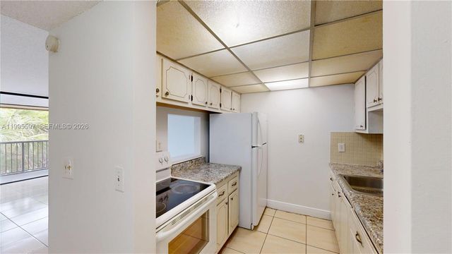14201 N Kendall Drive 401D, Miami, FL 33186