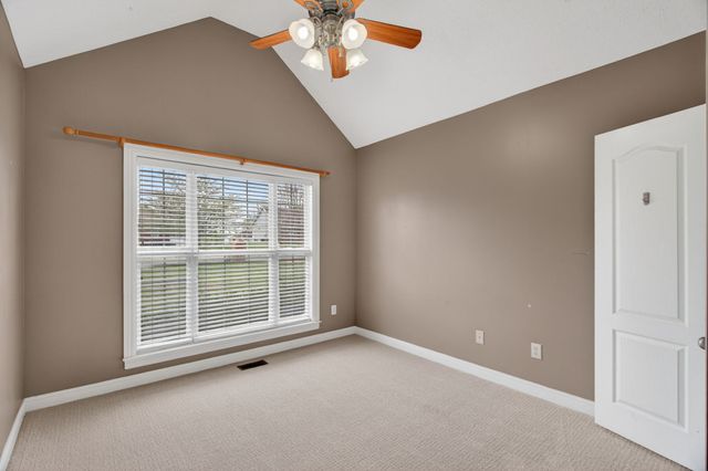 307 Sarah Ln, Portland, TN 37148