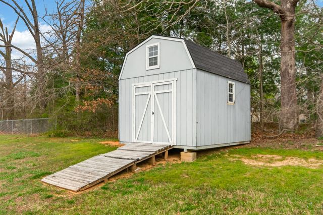 307 Sarah Ln, Portland, TN 37148