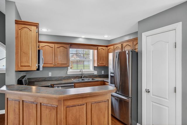 307 Sarah Ln, Portland, TN 37148