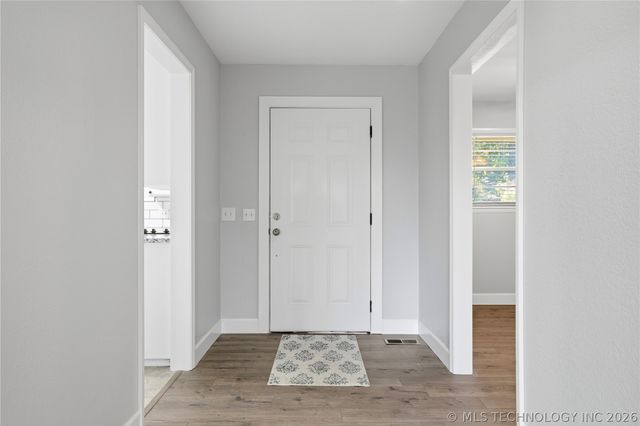 802 E Seneca, Tahlequah, OK 74464