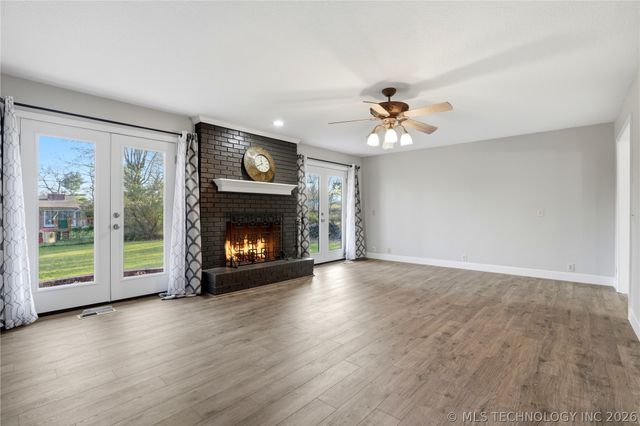 802 E Seneca, Tahlequah, OK 74464