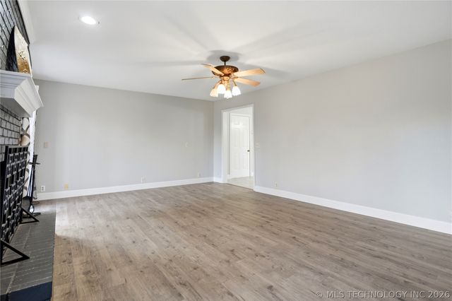 802 E Seneca, Tahlequah, OK 74464