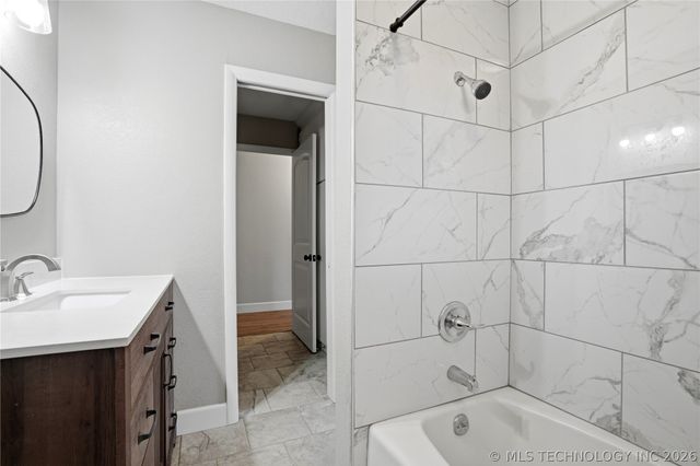 802 E Seneca, Tahlequah, OK 74464