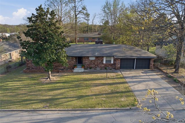 802 E Seneca, Tahlequah, OK 74464