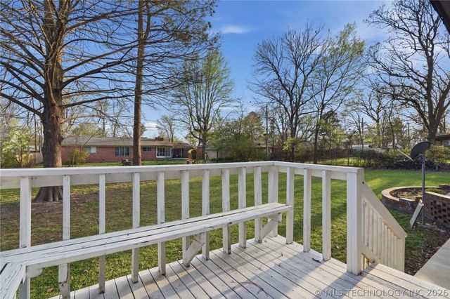 802 E Seneca, Tahlequah, OK 74464