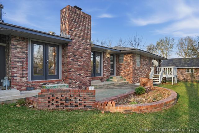 802 E Seneca, Tahlequah, OK 74464