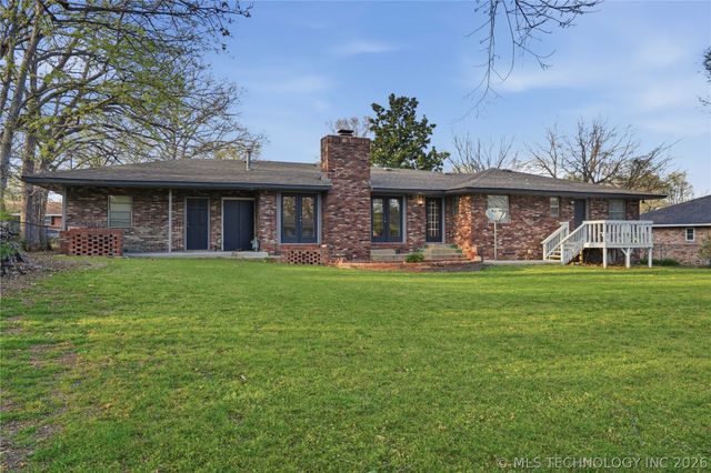 802 E Seneca, Tahlequah, OK 74464