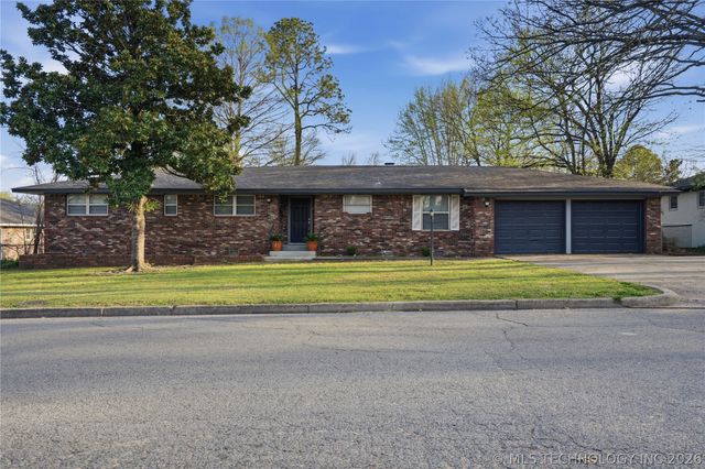 802 E Seneca, Tahlequah, OK 74464