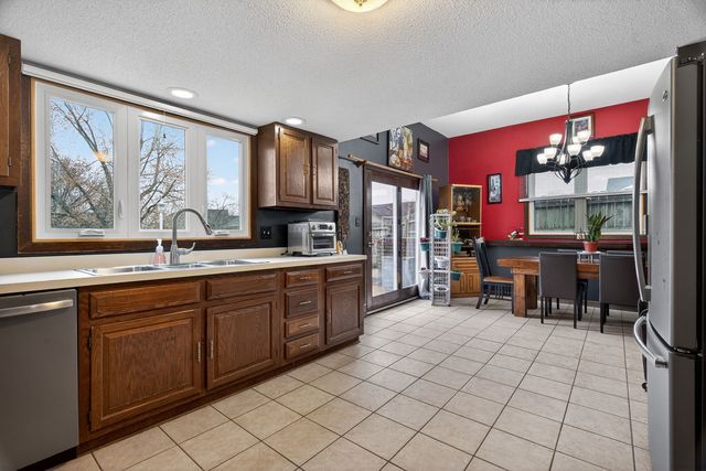 1380 Sommerset Way, Bourbonnais, IL 60914