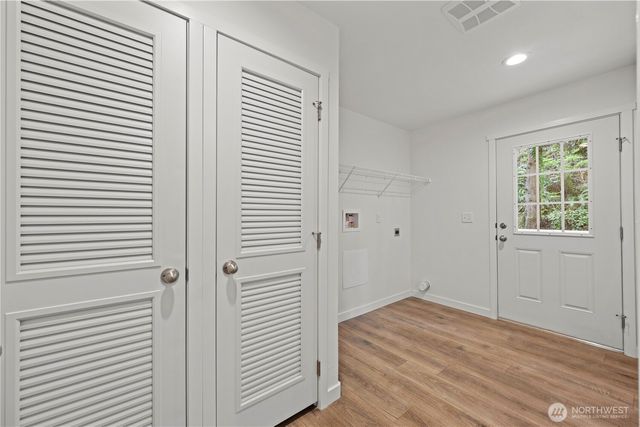 13016 Green Mountain Way, Granite Falls, WA 98252