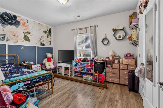 1923 Linster ST, Chesapeake, VA 23324