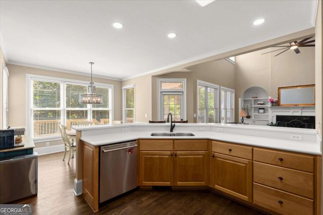 2222 Dunbar Trail SE, Smyrna, GA 30080