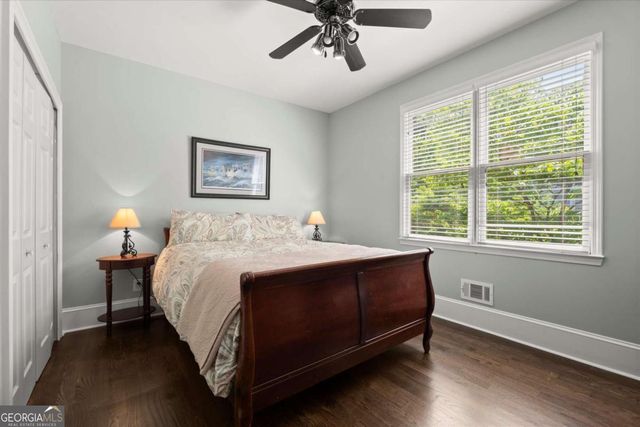 2222 Dunbar Trail SE, Smyrna, GA 30080