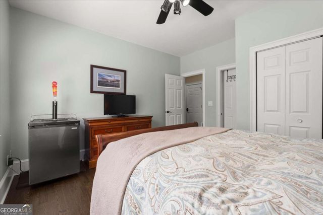 2222 Dunbar Trail SE, Smyrna, GA 30080