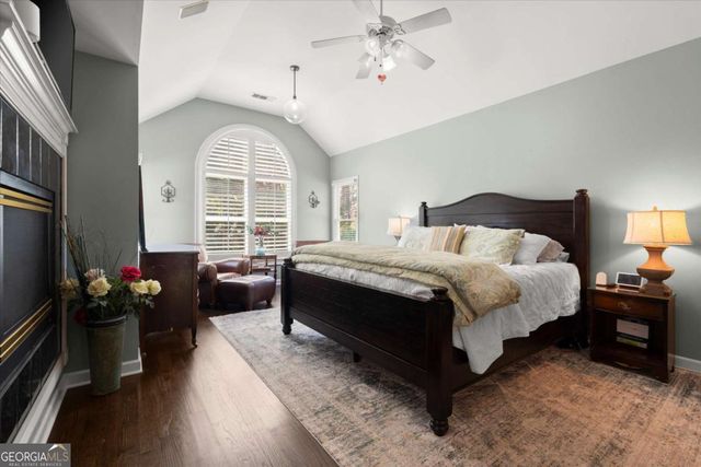 2222 Dunbar Trail SE, Smyrna, GA 30080