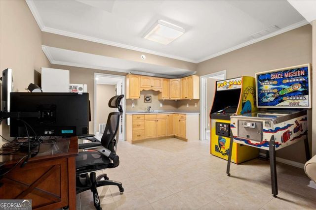 2222 Dunbar Trail SE, Smyrna, GA 30080