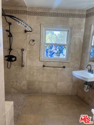 8536 Mcconnell Avenue, Los Angeles, CA 90045