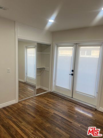 8536 Mcconnell Avenue, Los Angeles, CA 90045