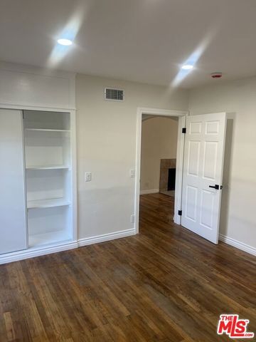 8536 Mcconnell Avenue, Los Angeles, CA 90045