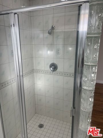 8536 Mcconnell Avenue, Los Angeles, CA 90045