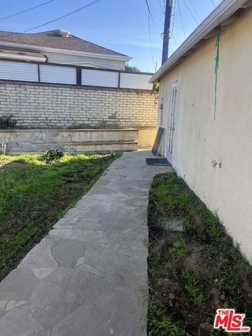 8536 Mcconnell Avenue, Los Angeles, CA 90045