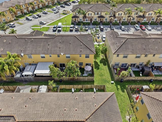 9113 SW 227th St 1, Cutler Bay, FL 33190