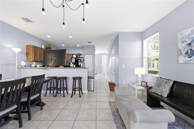 9113 SW 227th St 1, Cutler Bay, FL 33190