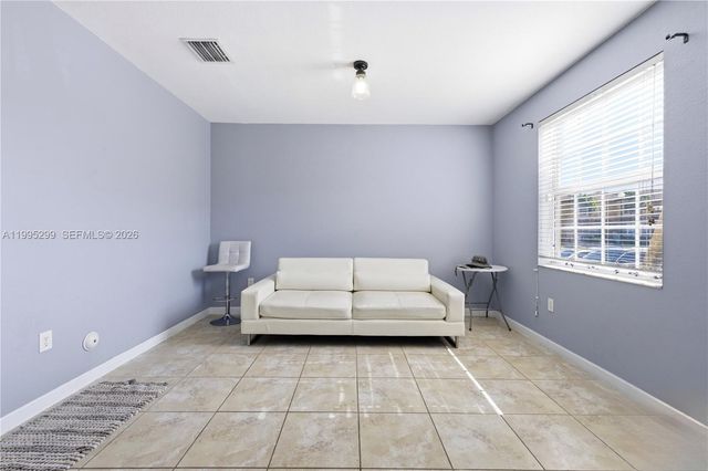 9113 SW 227th St 1, Cutler Bay, FL 33190