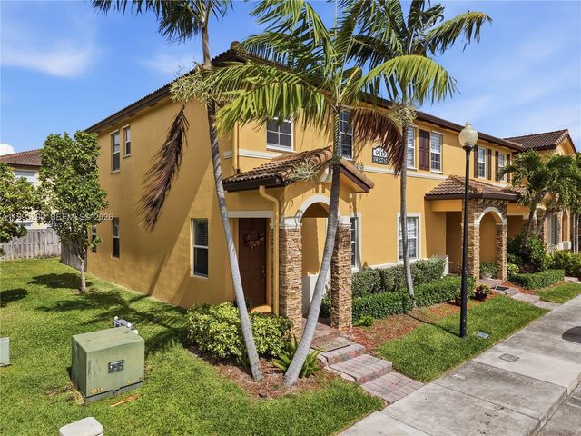 9113 SW 227th St 1, Cutler Bay, FL 33190