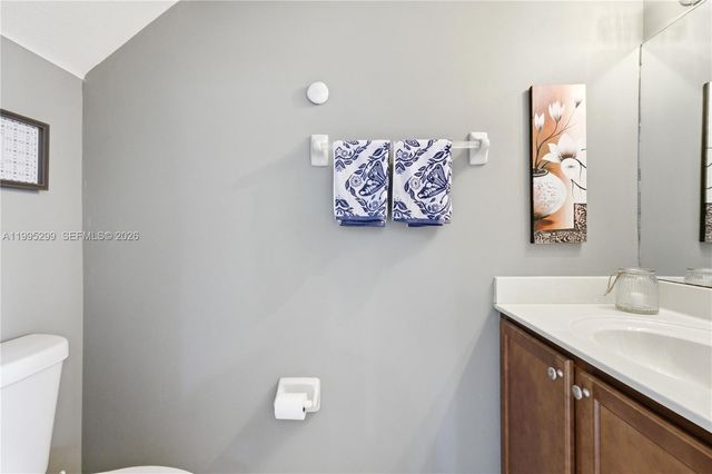 9113 SW 227th St 1, Cutler Bay, FL 33190