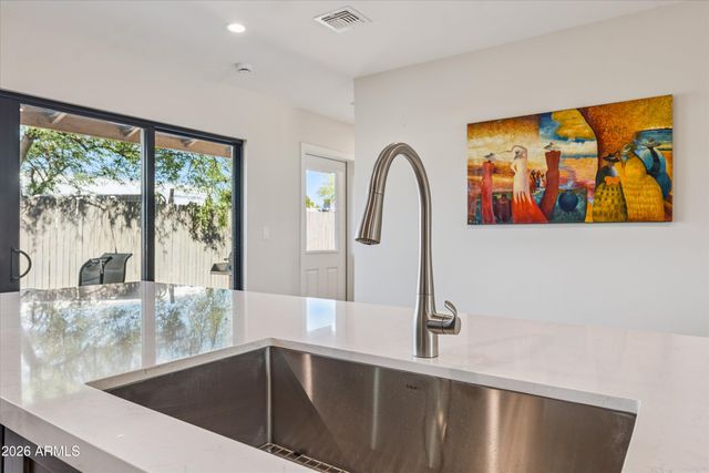 1726 N 74TH Place, Scottsdale, AZ 85257