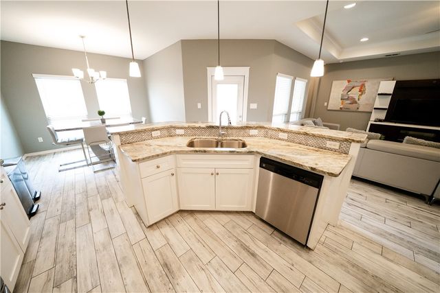 5730 Bella Donna Dr, Corpus Christi, TX 78414