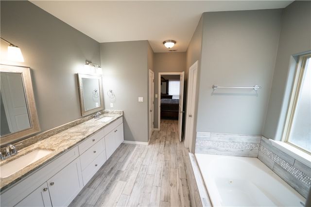 5730 Bella Donna Dr, Corpus Christi, TX 78414